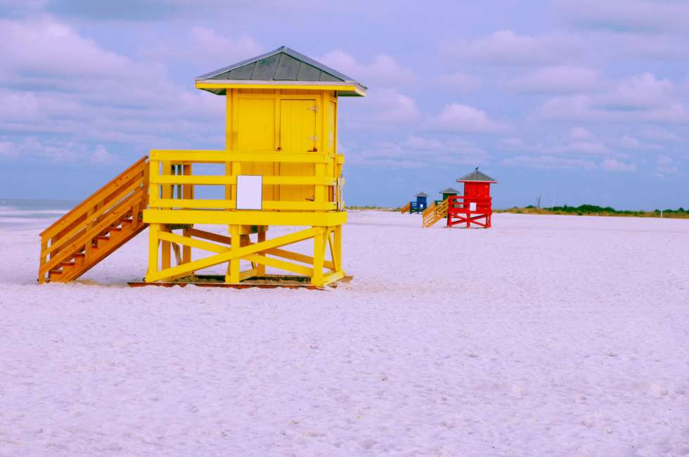 Sarasota, Florida, is known for its beautiful beaches with powdery white sand and clear blue waters. Here are some of the best beaches in Sarasota: